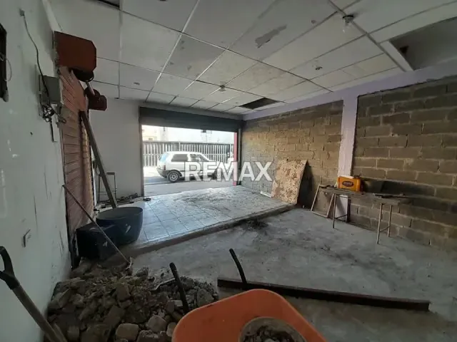 EN ALQUILER LOCAL COMERCIAL EN PLENO CASCO CENTRAL DE TUCACAS A ESCASOS METROS DE LA AVENIDA PRINCIPAL Y LA ALCALDIA - 5