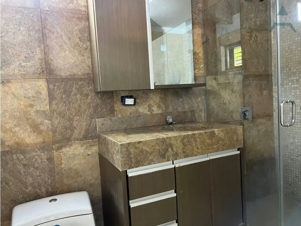 Se vende/alquila casa 850m² 6h+s/7b+s/8p Cumbres de Curumo - 13