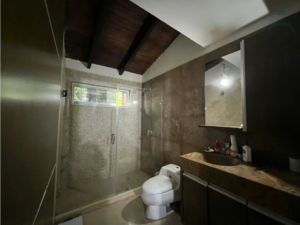 Se vende/alquila casa 850m² 6h+s/7b+s/8p Cumbres de Curumo - 14