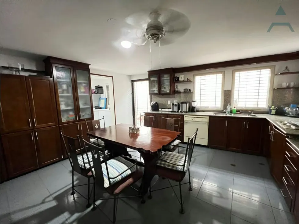 Se vende/alquila casa 850m² 6h+s/7b+s/8p Cumbres de Curumo - 5