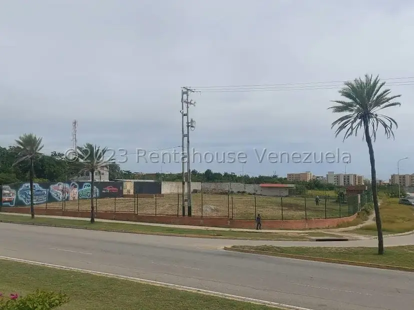 Terreno (Comercial) en Venta en Porlamar, Nueva Esparta