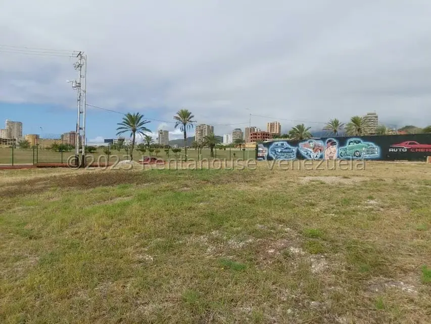 Terreno (Comercial) en Venta en Porlamar, Nueva Esparta - 3