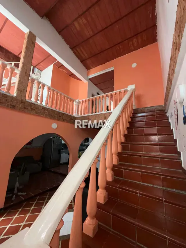 Se vende casa en turmero sector Santa eduviguis - 8