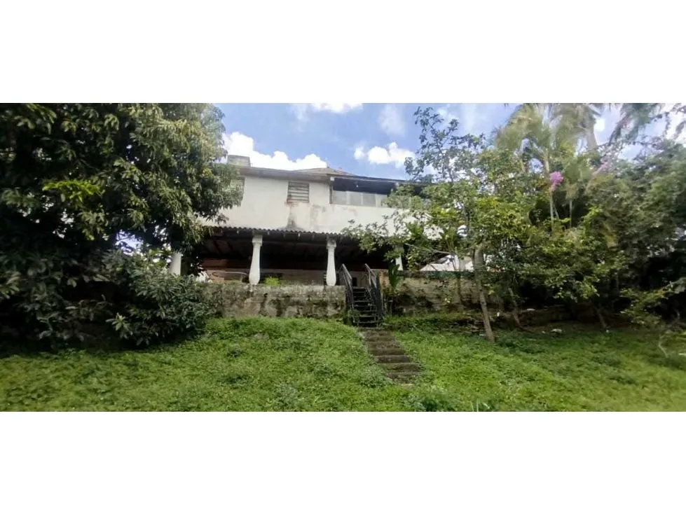 Cumbres de Curum se vende casa en calle cerrada 889m2 Trr 600m2 constr - 32