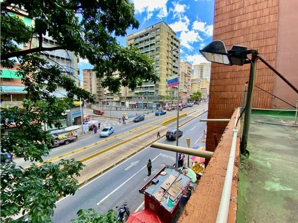 LOCAL COMERCIAL Y FONDO DE COMERCIO 600 M2 A PIE DE CALLE - 14