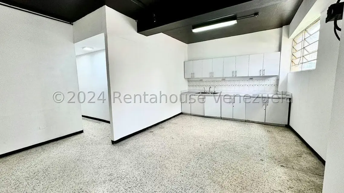 Local Comercial en Alquiler en Bello Monte, Distrito Metropolitano - 27