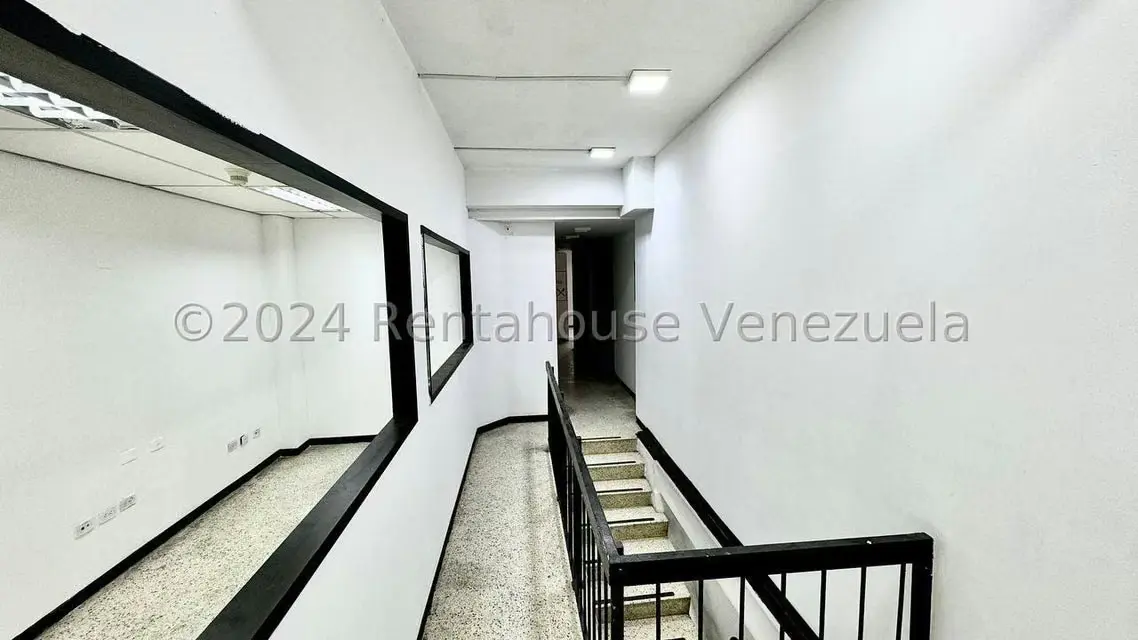 Local Comercial en Alquiler en Bello Monte, Distrito Metropolitano - 8