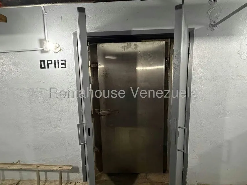 Galpon - Deposito en Alquiler en Los Palos Grandes, Distrito Metropolitano - 3