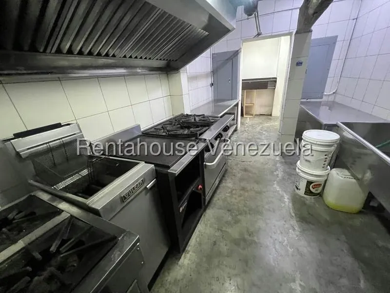 Casa (Duplex) en Alquiler en El Hatillo, Distrito Metropolitano - 35