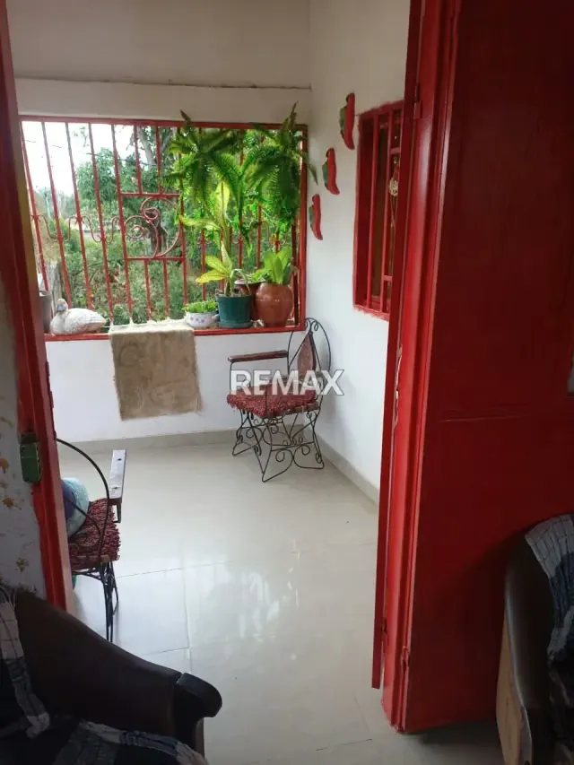 Se vende casa en Los Puertos de Altagracia sector Nazareno - 2