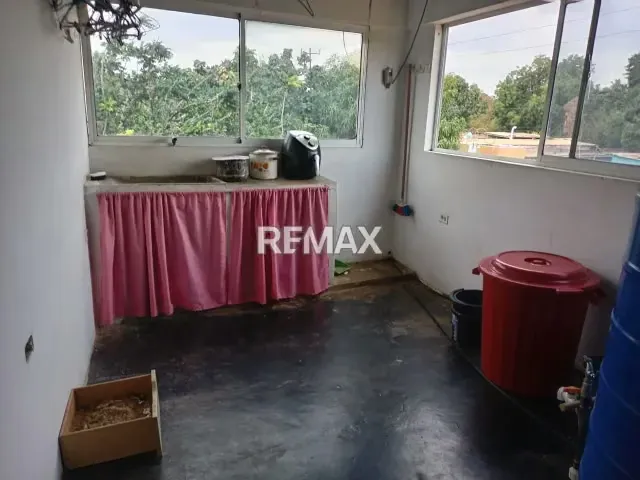 Se vende casa en Los Puertos de Altagracia sector Nazareno - 5