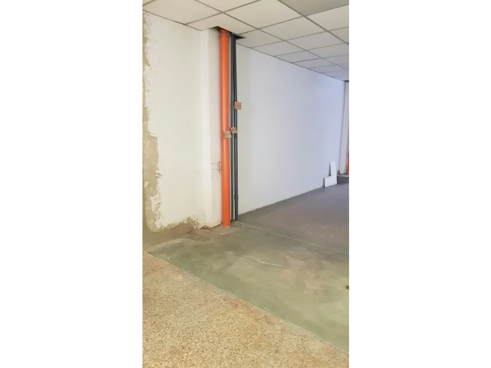 San Bernardino, Local en Alquiler 315 mts, Ubicado en Primer Piso - 7