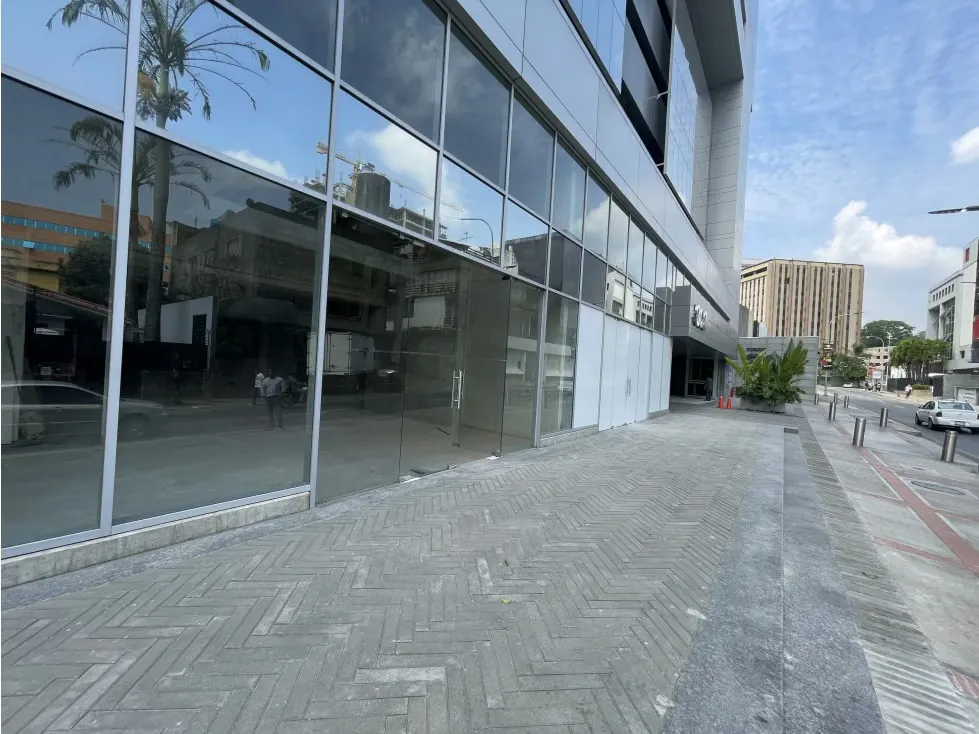 En venta oficina de 220m2 en Las Mercedes - 3