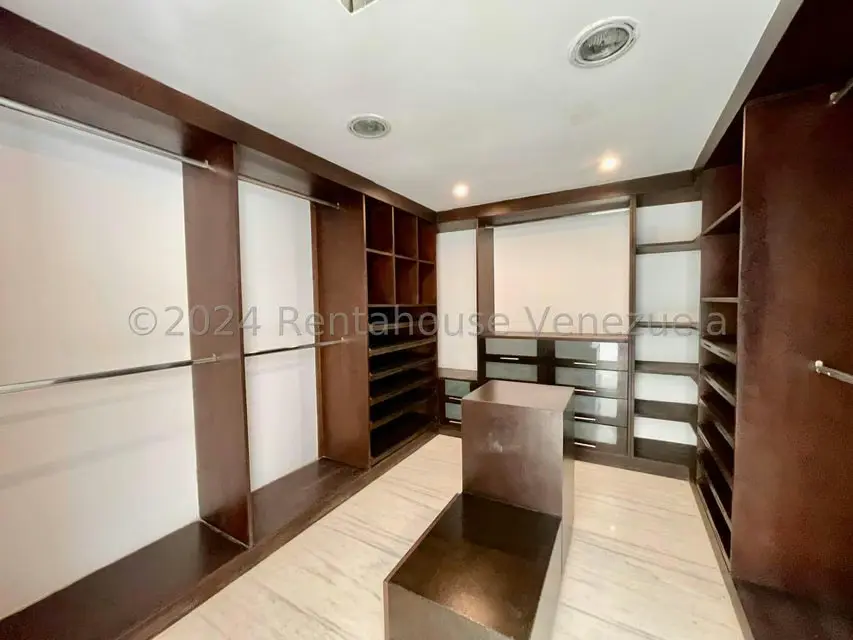 Casa (Multipes Niveles) en Venta en El Castaño (Zona Privada), Aragua - 27