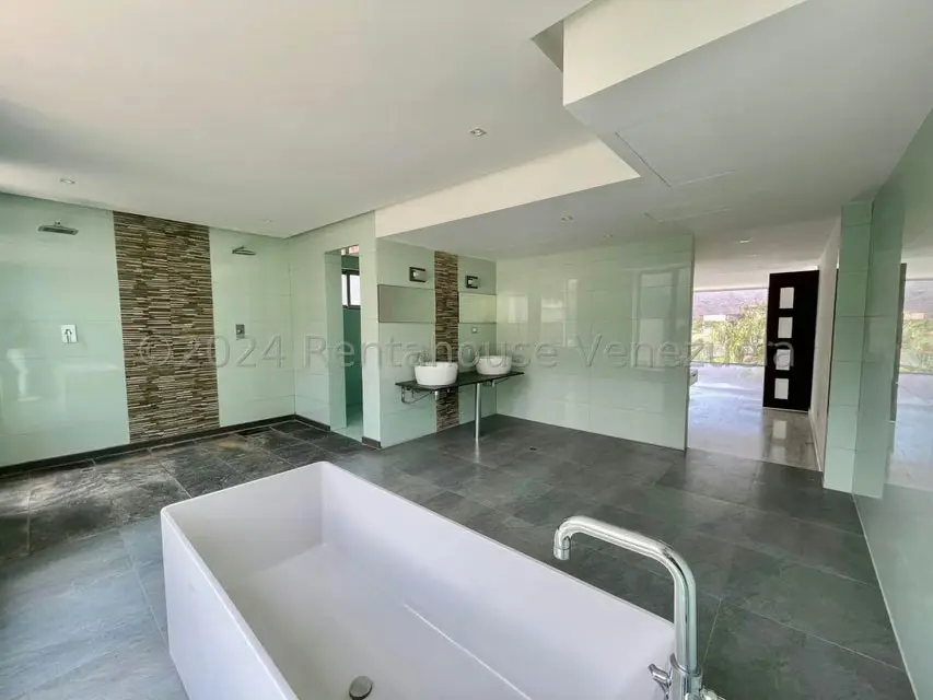 Casa (Multipes Niveles) en Venta en El Castaño (Zona Privada), Aragua - 31