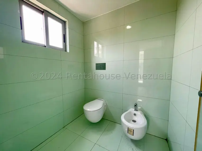 Casa (Multipes Niveles) en Venta en El Castaño (Zona Privada), Aragua - 34