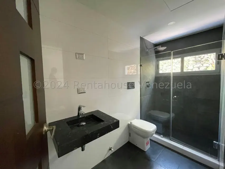 Casa (Multipes Niveles) en Venta en El Castaño (Zona Privada), Aragua - 68