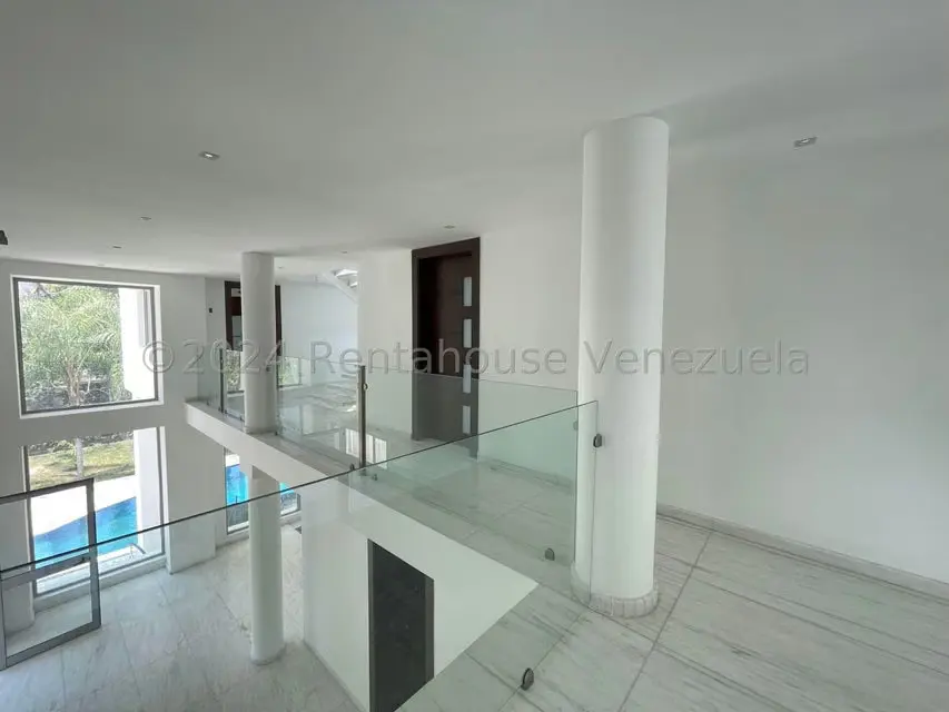 Casa (Multipes Niveles) en Venta en El Castaño (Zona Privada), Aragua - 9