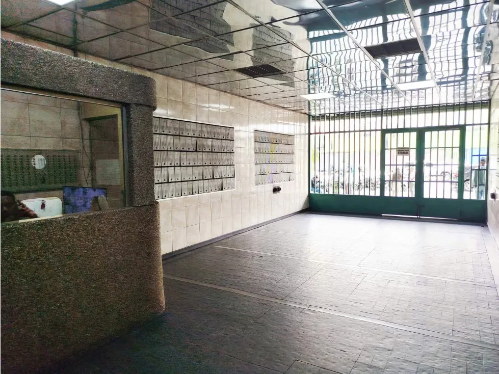 AMPLIO Y HERMOSO APARTAMENTO EN VENTA EN LA CANDELARIA - 2