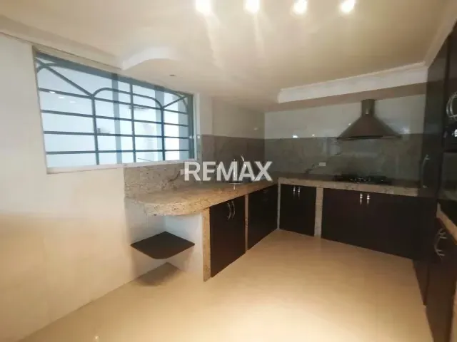 MAGNÍFICA CASA COMERCIAL (CON GALPÓN Y OFICINAS) EN ALQUILER EN LA ZONA INDUSTRIAL DE LA TRINIDAD - 7