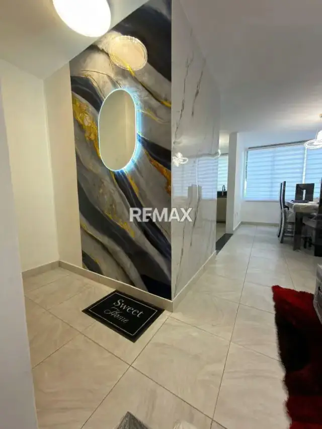 SE VENDE APARTAMENTO EN SANTA ROSALIA TERRASANTA