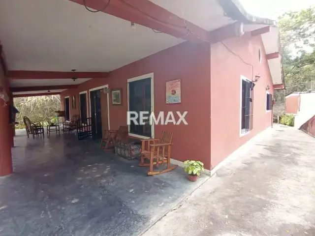 EN VENTA HERMOSA CASA UBICADA EN EL GUAMO, CARIPE-MONAGAS