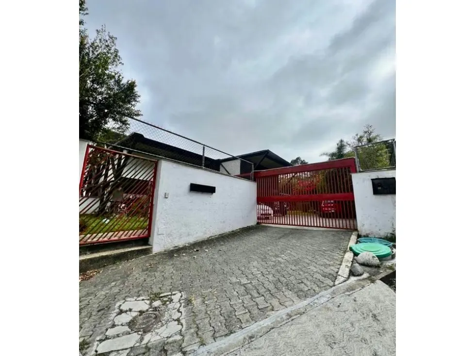 Vendo casa 400m2 Alto Hatillo 4844
