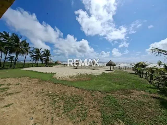 EN VENTA HERMOSA APARTAMENTO PLANTA BAJA CON SALIDA DIRECTA A LAS AREAS SOCIALES EN EL CONJUNTO RESIDENCIAL PUERTO VIEJO EN BOCA DE AROA - 18