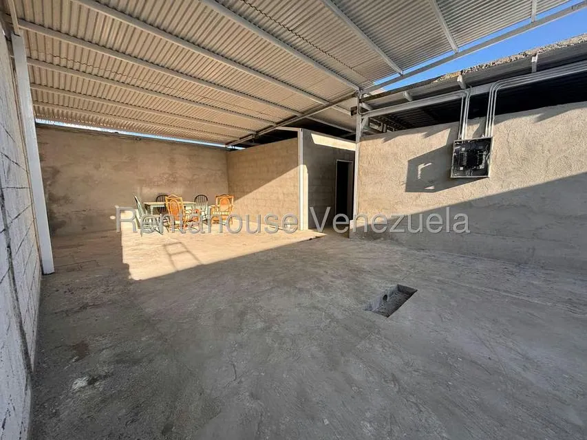 Local Comercial en Venta en Zona Este, Lara - 29