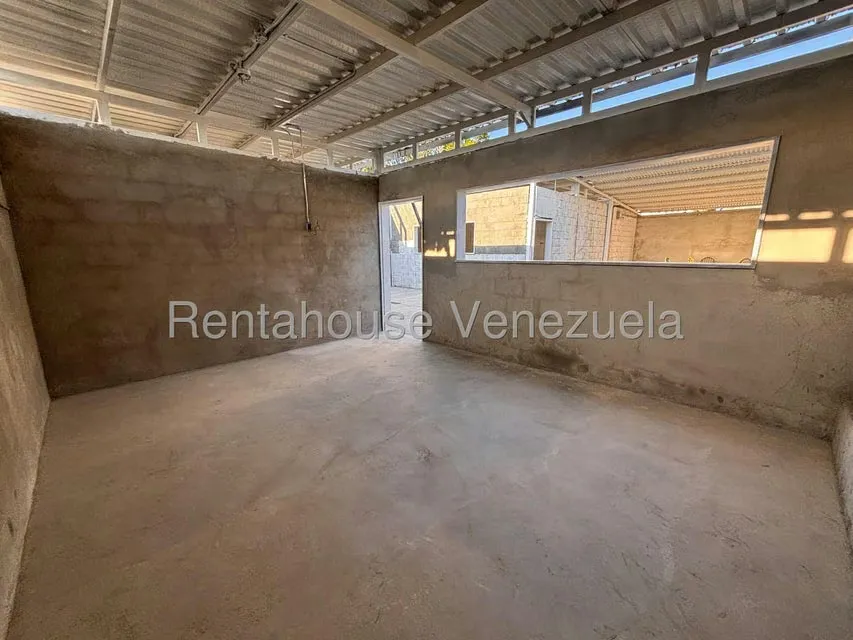 Local Comercial en Venta en Zona Este, Lara - 31