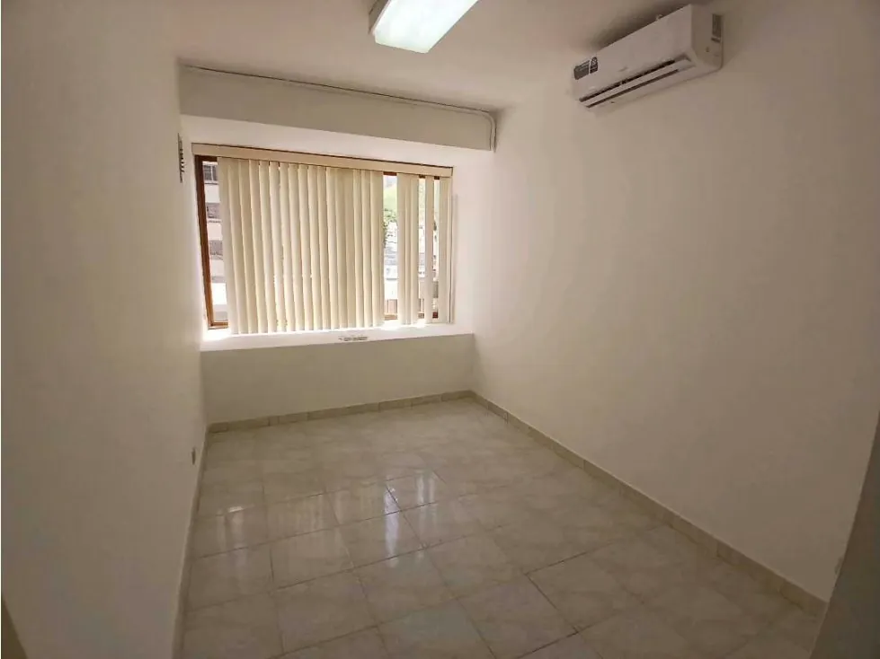 ALQUILO OFICINA 71M2 CENTRO ALOA - 6