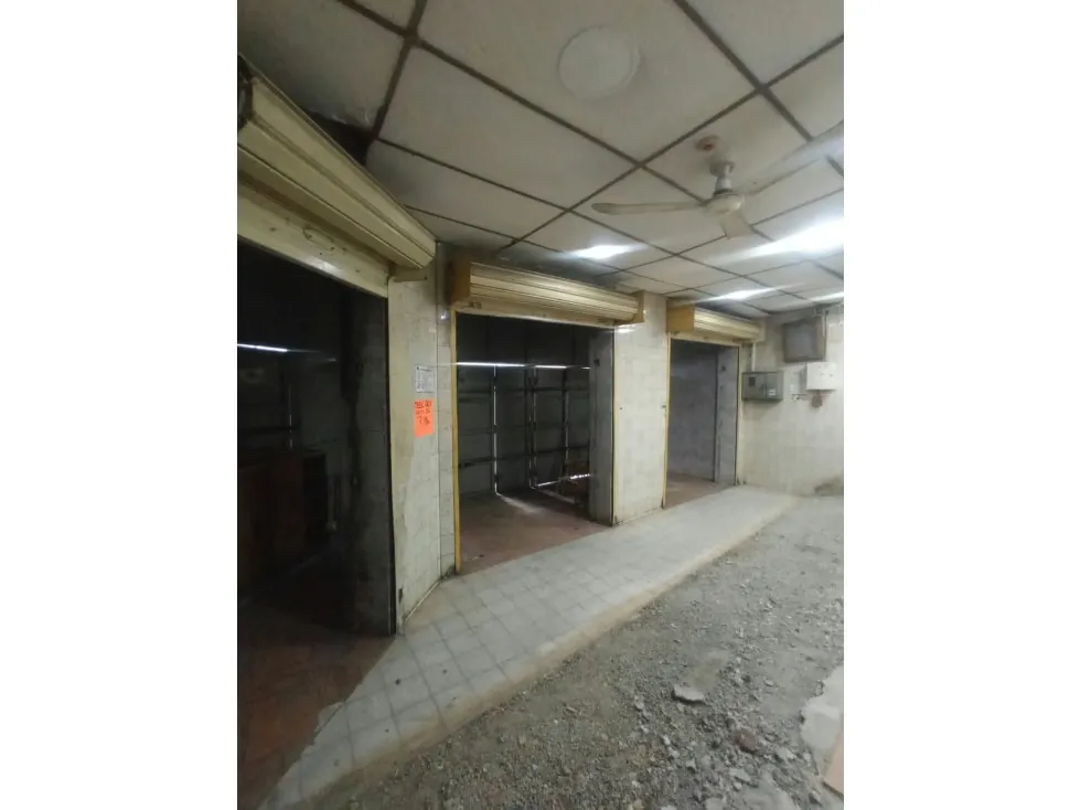 Local en Alquiler a pie de Calle en Catia - 3