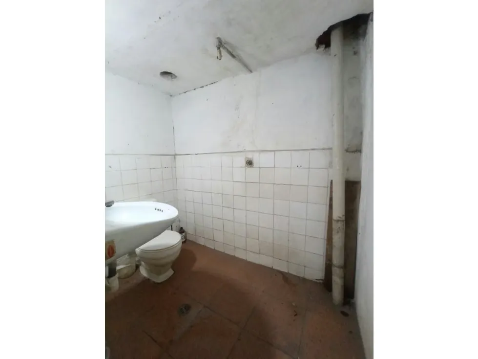 Local en Alquiler a pie de Calle en Catia - 9