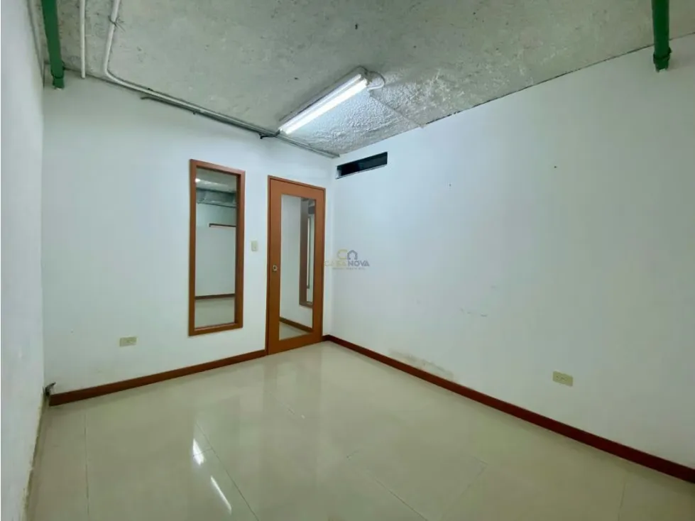 Oficina en venta en El Rosal 390 m2 - 11