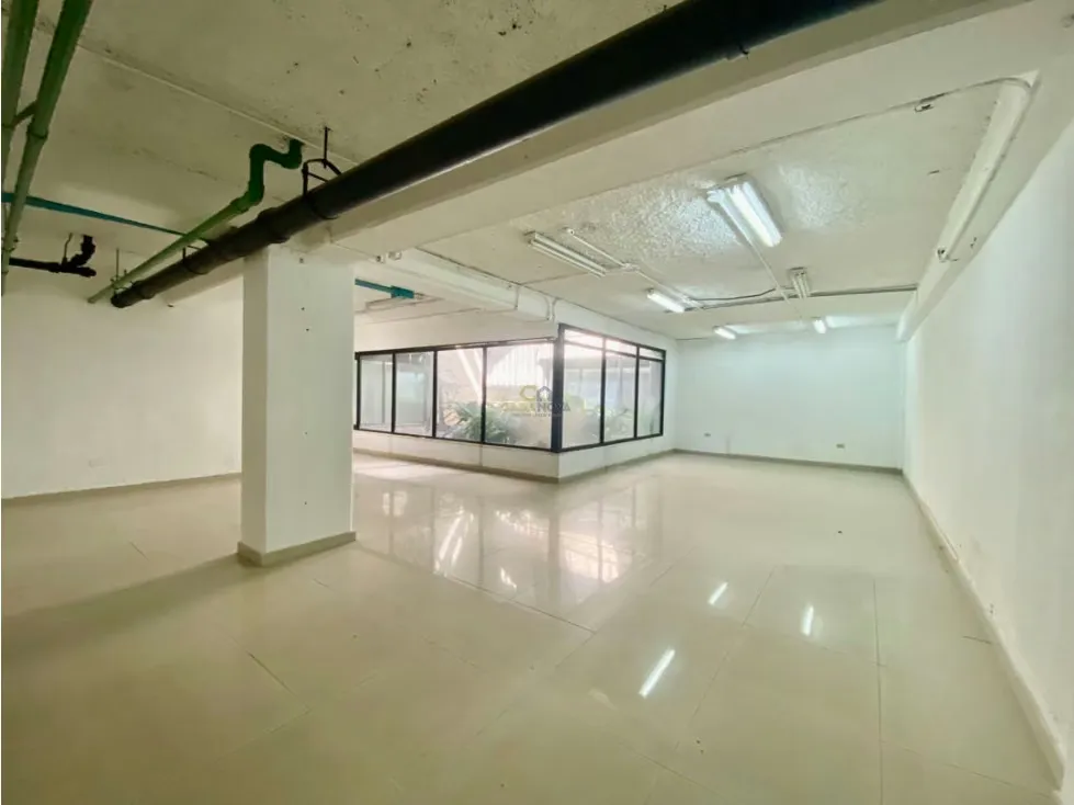 Oficina en venta en El Rosal 390 m2 - 17
