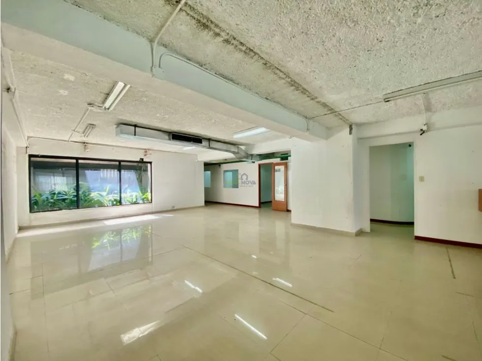 Oficina en venta en El Rosal 390 m2 - 18