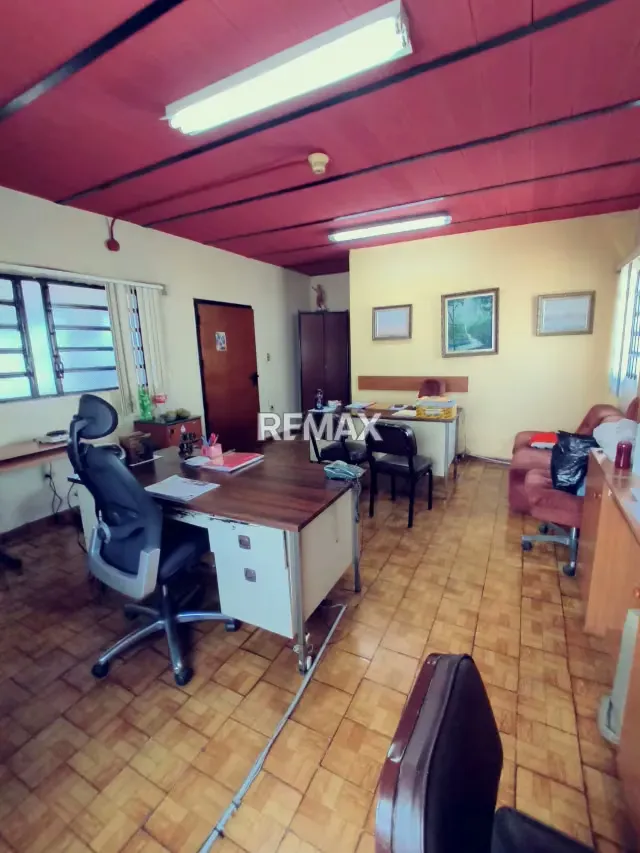 EN VENTA AMPLIO GALPON -TALLER DE TRANSPORTE EN SANTA ROSA - 6