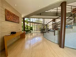 View 10