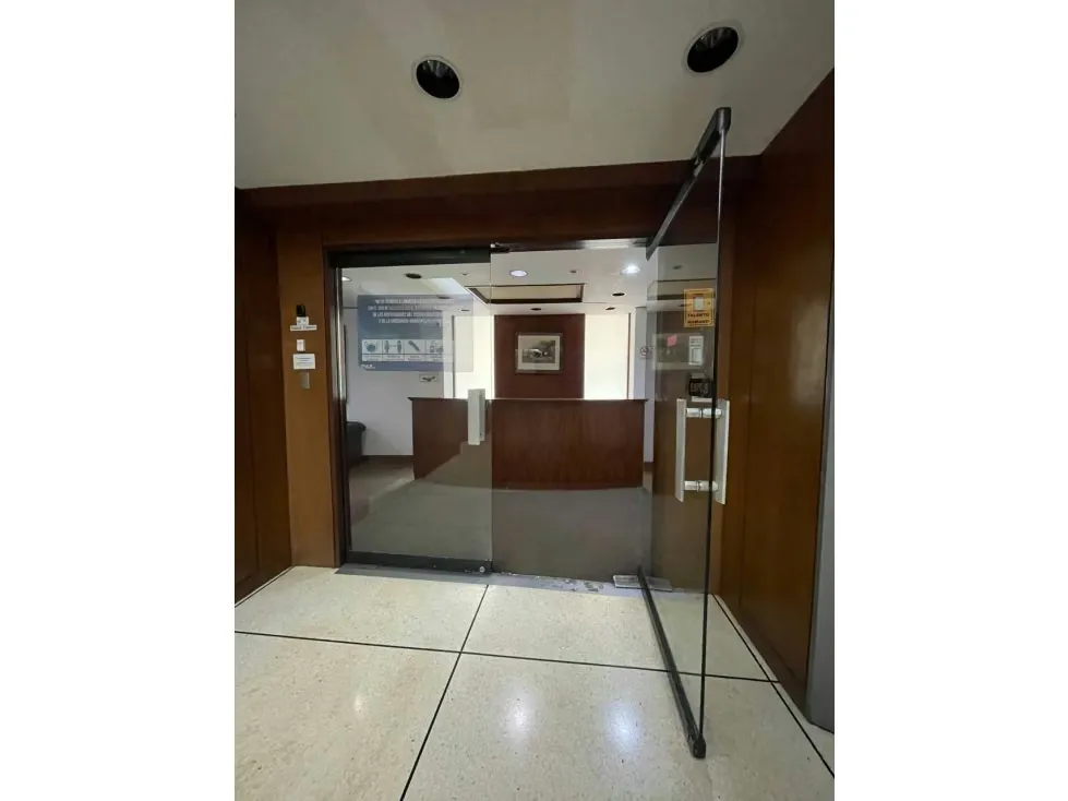 Oficina en venta en Plaza Venezuela Torre Phelps 533mts - 2