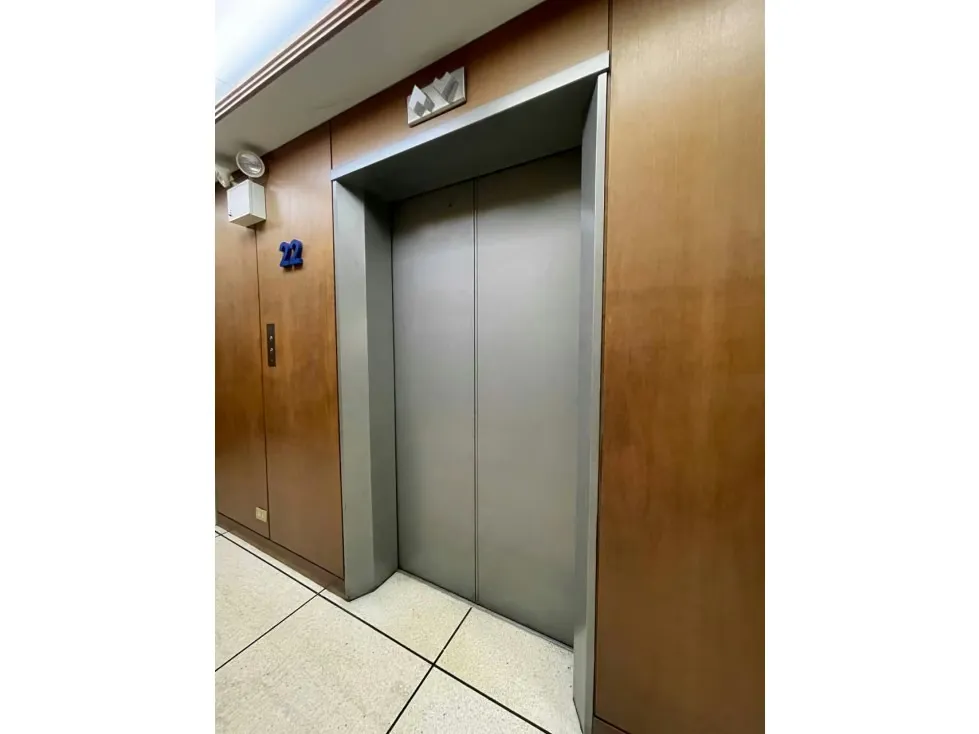 Oficina en venta en Plaza Venezuela Torre Phelps 533mts - 16