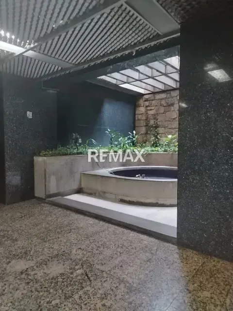 AMPLIA OFICINA EN EL CENTRO DE CARACAS 208 M2 - 13
