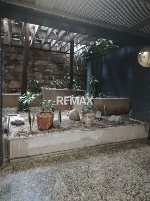AMPLIA OFICINA EN EL CENTRO DE CARACAS 208 M2 - 14