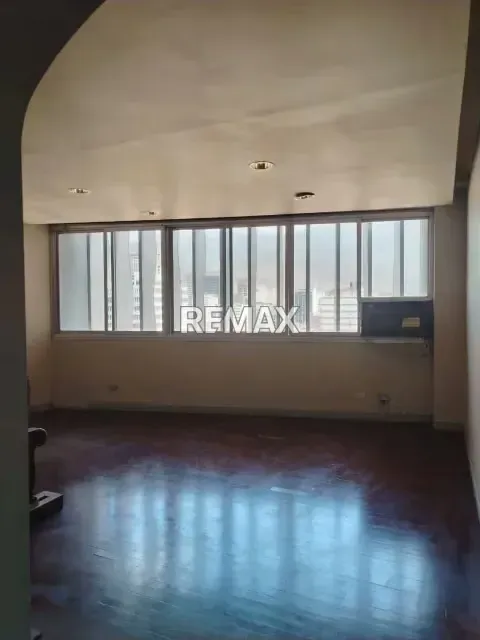 AMPLIA OFICINA EN EL CENTRO DE CARACAS 208 M2 - 5