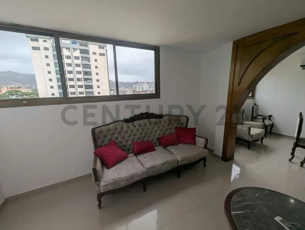 Pent House de 162mts2 en venta Av Roosvelt - 11