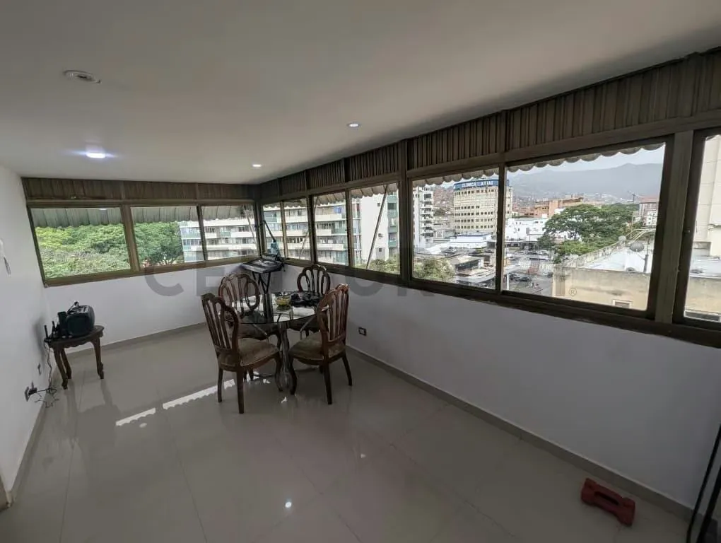 Pent House de 162mts2 en venta Av Roosvelt - 17