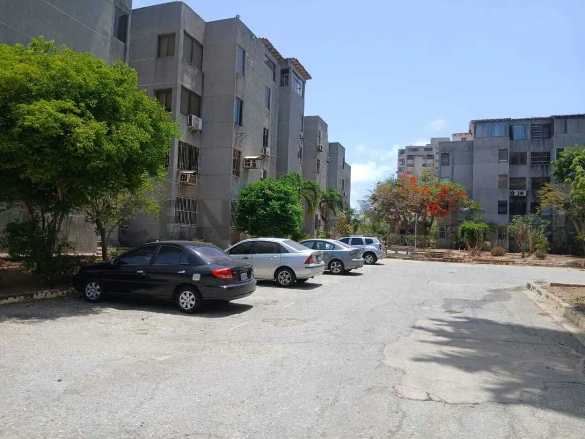 VENTA APARTAMENTO RESIDENCIAS EL DANDY EN COSTA AZUL, PORLAMAR MARIÑO - 16