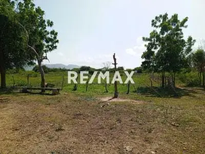 EN VENTA TERRENO DE 2.957,81 M2 EN EL SECTOR GRANJA DE TIBANA, CHICHIRIVICHE.