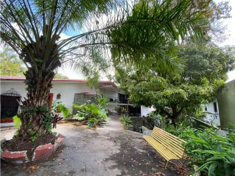 Se vende casa 1800m² - Las Lomas de Los Chorros (Urb. Los Chorros) - 3
