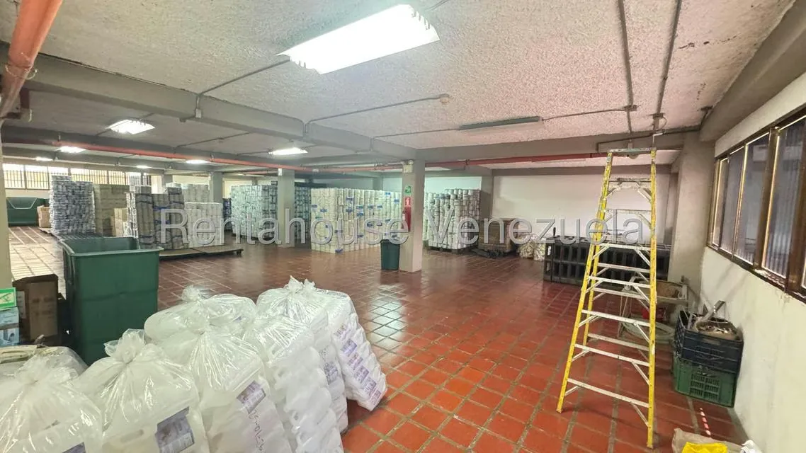 Edificio en Alquiler en Parroquia La Candelaria, Distrito Metropolitano - 4