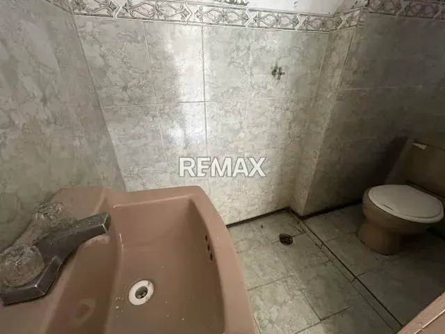 Local Comercial en Alquiler Calle 36 entre Carreras 18 y 19 Zona Centro- Barquisimeto - 16